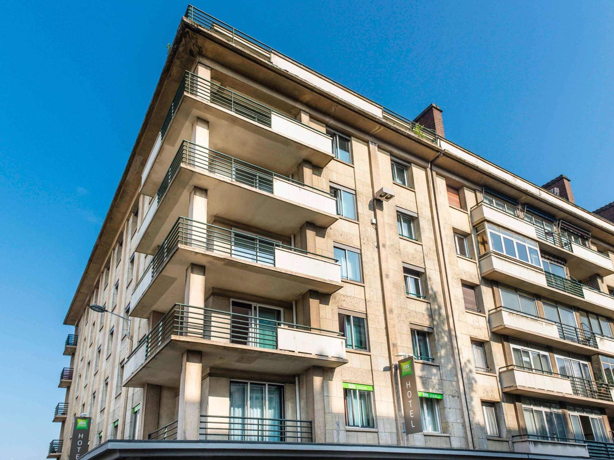 Ibis Styles Rouen Centre Cathedrale Hotel Buitenkant foto
